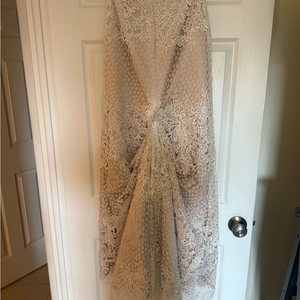 Elegant Lace Overlay two piece Wedding Dress - Picture 5 of 7